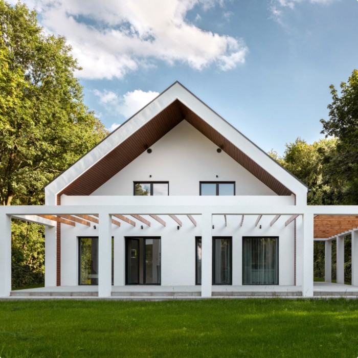 Maison contemporaine avec baies vitrées