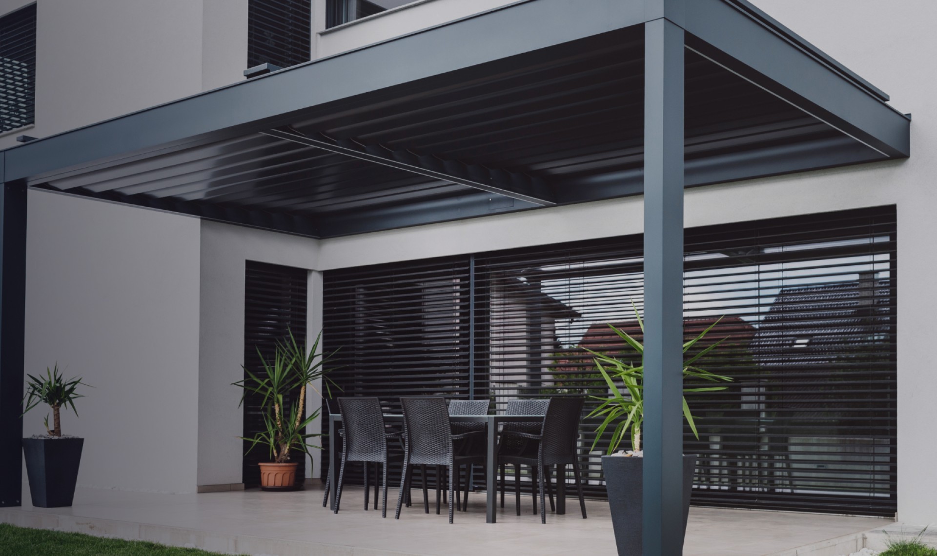 Stores anthracite design